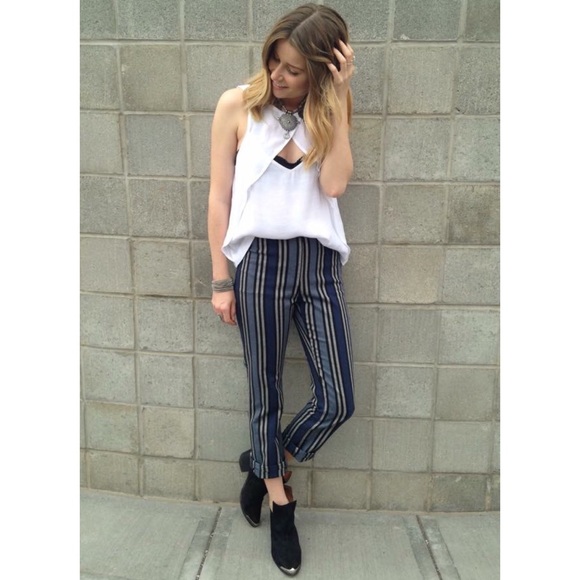 Meet your posher, Tess! - Picture 2 of 3